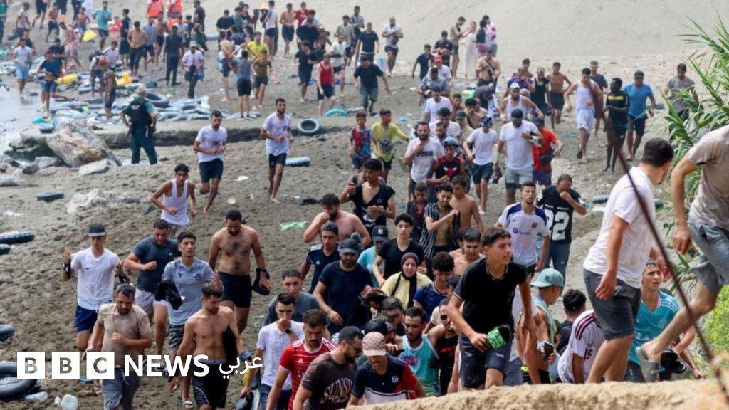 الحكومة الإسبانية: أكثر من 25 ألف شخص غادروا سبتة عائدين إلى المغرب