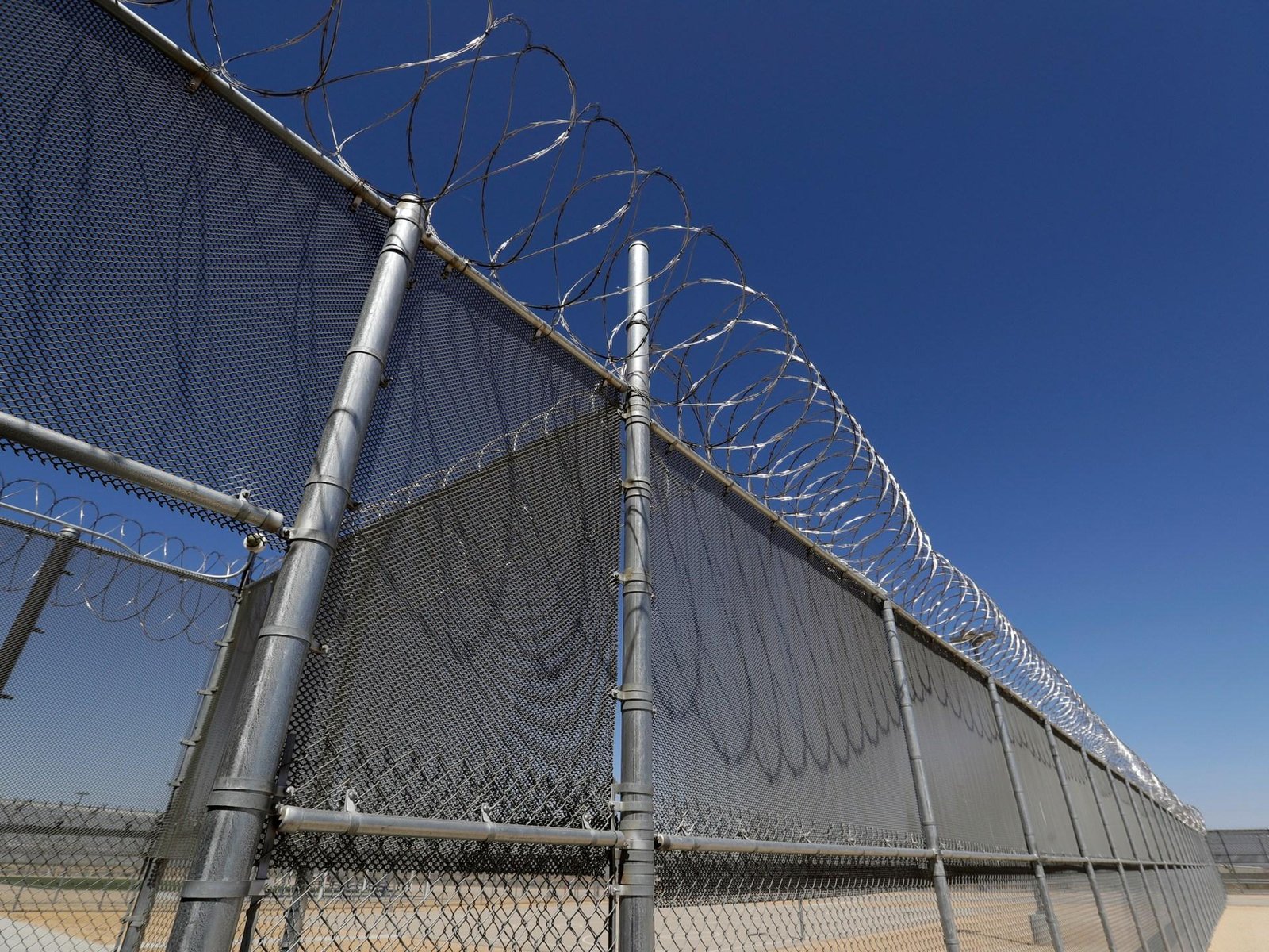 US appeals court rejects Trump expansion of mandatory migrant detention