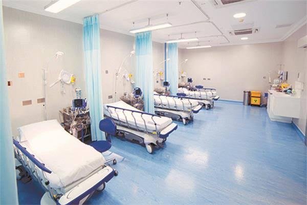 هل هناك خطورة في وقوع جزء من القطاع الصحي بقبضة مستثمرين غير مصريين؟ وزير الصحة يجيب