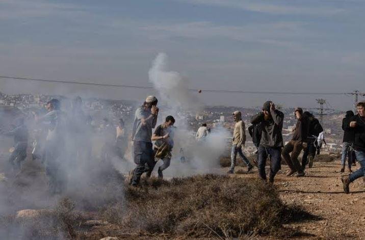 فلسطينيون يروون تفاصيل هجوم مستوطنين على قرية صرة بنابلس: الأطفال كانوا يصرخون من شدة الخوف