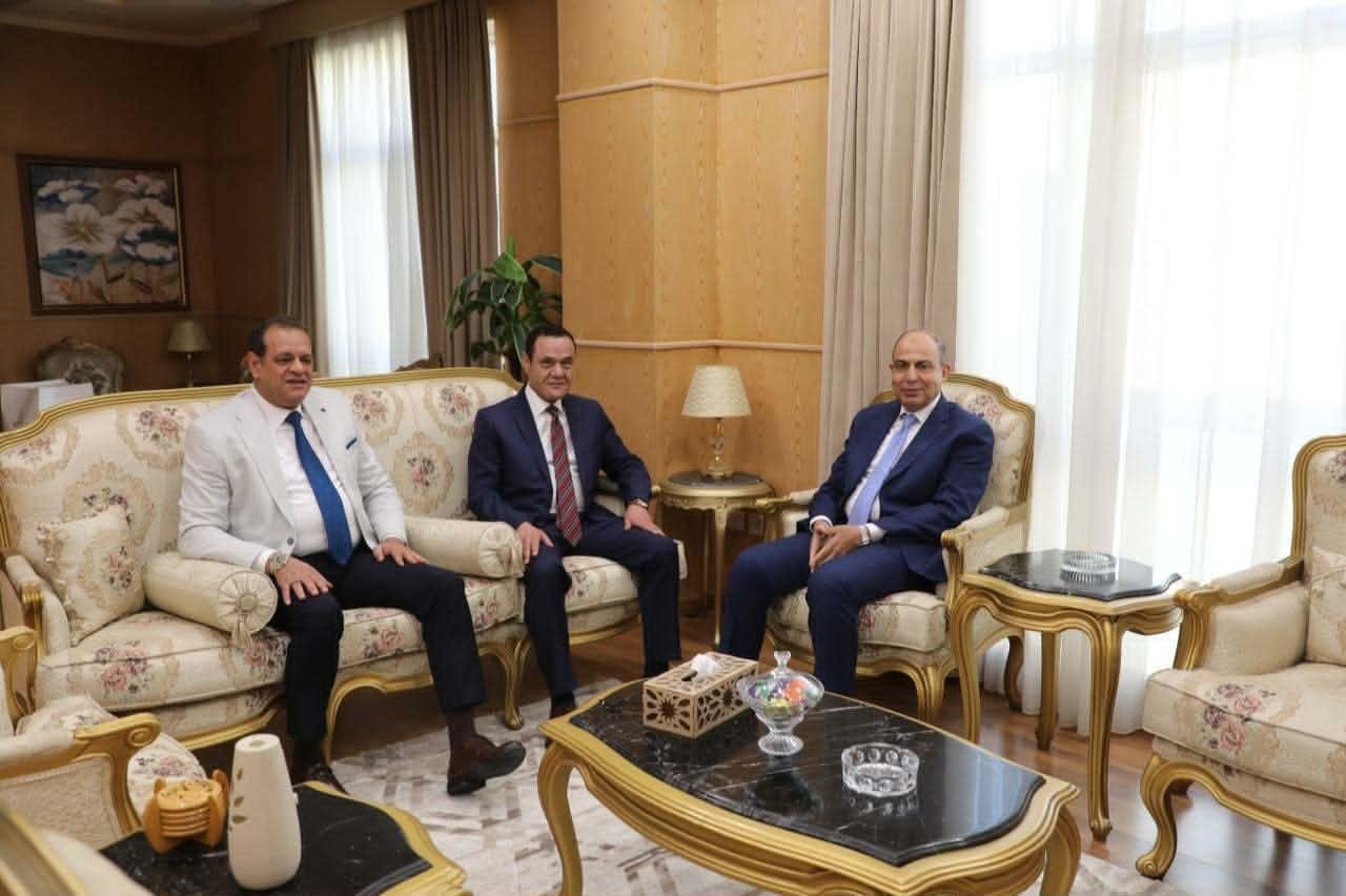 محافظ المنيا: التعاون مع وزارة الداخلية ركيزة لحماية المواطنين ودعم مسيرة التنمية