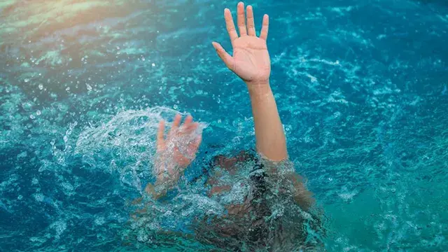 غرق طفل داخل حمام سباحة بنادِ في البدرشين والمباحث تحقق