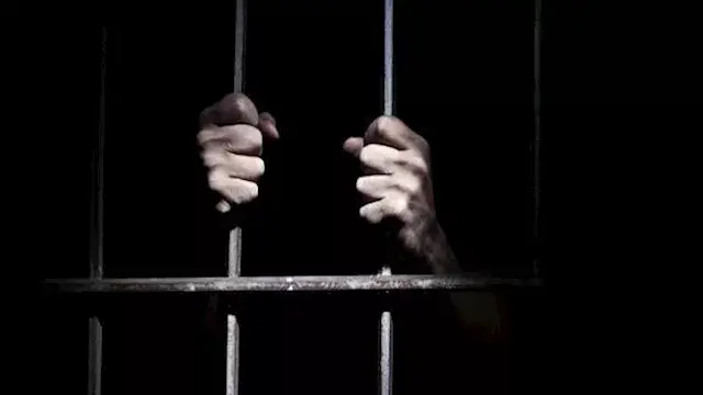 سدد لها عدة طعنات.. المؤبد لخفير بتهمة الشروع في قتل زوجته بالقليوبية