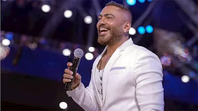 مدير أعمال تامر حسني: "لا صحة لوفاة والد الفنان"