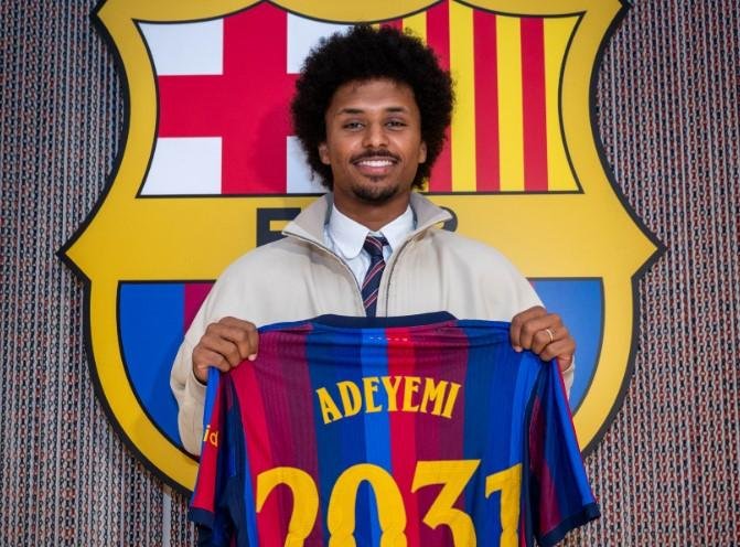 أديمي: دوري الأبطال حلمي مع برشلونة.. ولا أخشى المنافسة مع لامين يامال
