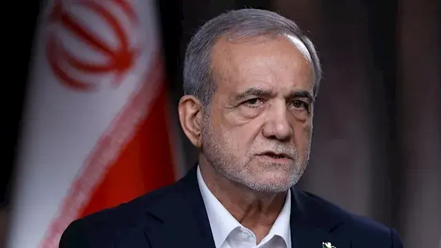 الرئيس الإيراني: رغم حصار العدو سنفتح مسارات جديدة
