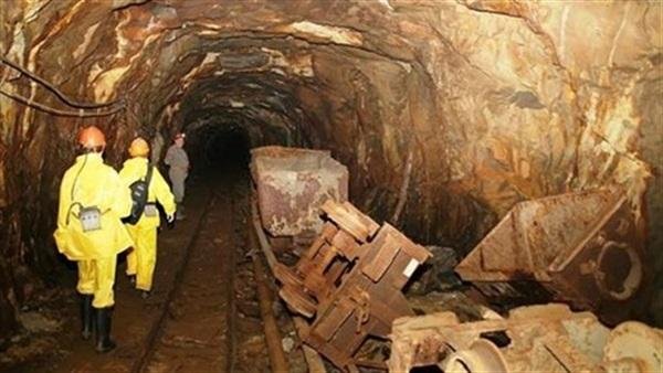 إندونيسيا تشن حملة ضد منجم ذهب غير قانوني في شمال سولاوسي