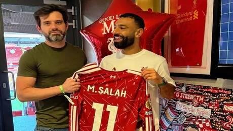 "قرار غير متوقع"..  وكيل محمد صلاح يحسم صفقة انتقال "مو" إلى بشكتاش