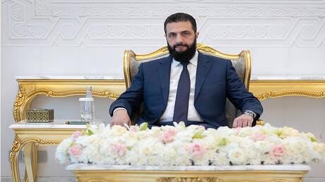 سوريا.. الشرع يقدم التعازي بضحايا حادث طريق دمشق - ديرالزور
