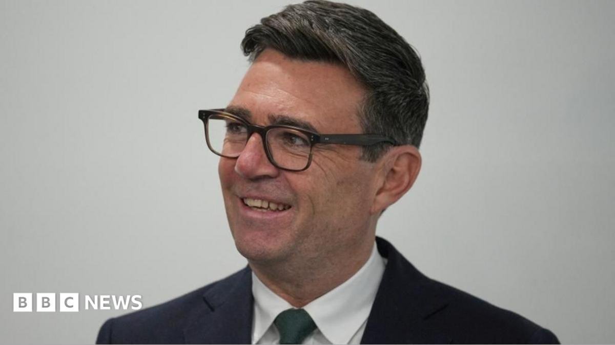 PM to spend first day working from northern branch of No 10