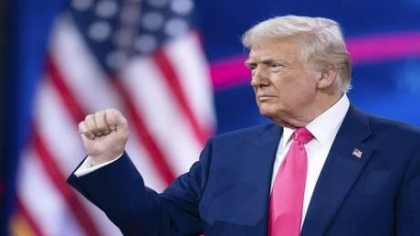 ترامب يفضل الضغط الاقتصادي على إيران بدلا من الضربات العسكرية