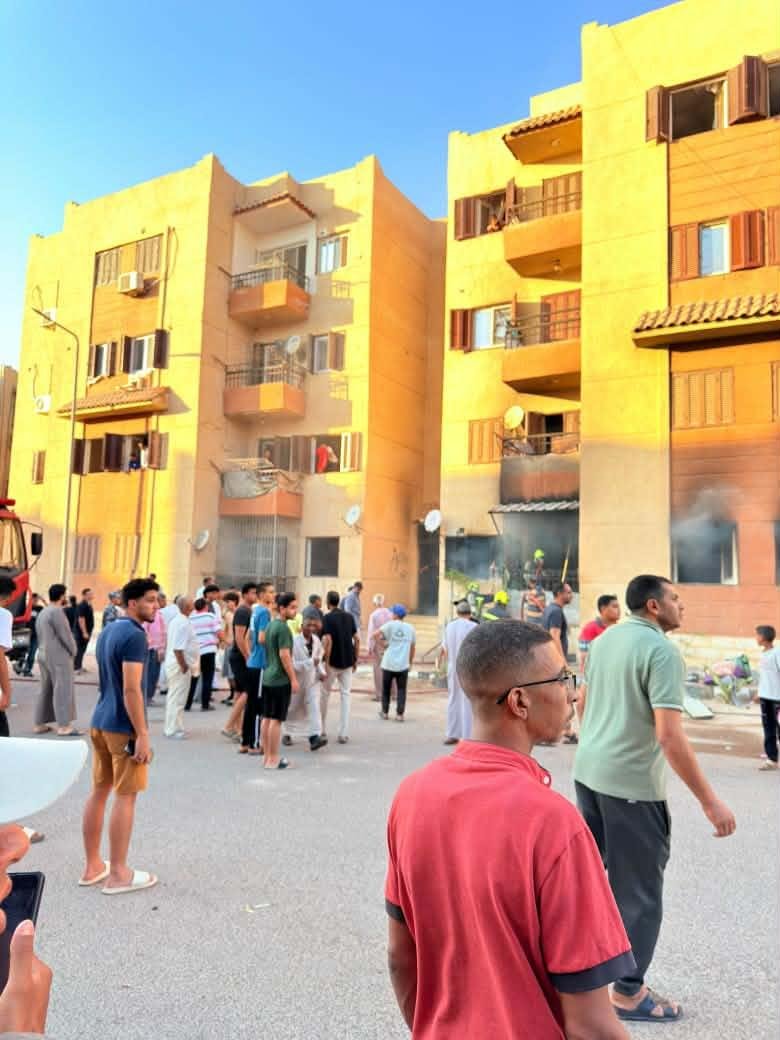 بسبب خلافات أسرية.. زوج يشعل النيران في شقة الزوجية بحي النصر بطور سيناء