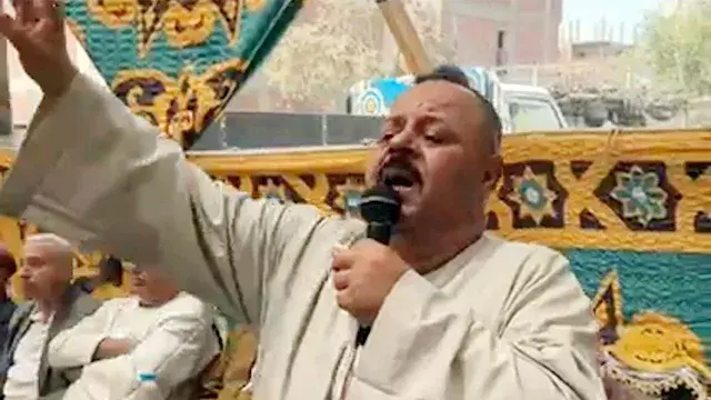 أهله رفضوا مليون جنيه.. اعتذار علني ينهي أزمة "طفل طوخ" في جلسة عرفية