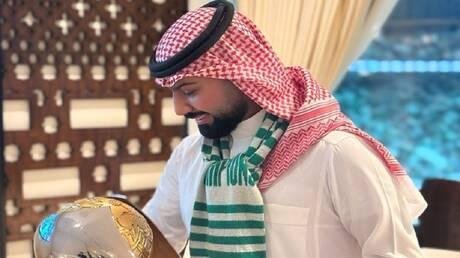 "تعطي المشجع كف ما ينساه".. فيصل زيد يشن هجوما حادا على يايسله