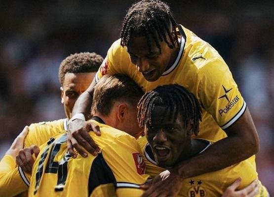 أرسنال يسقط أمام دورتموند في كأس الإمارات الودية
