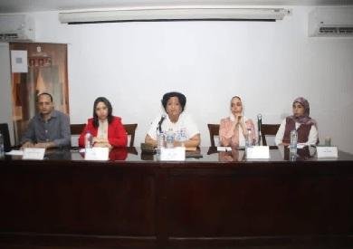 باحثون يناقشون علاقة المسرح بالجمهور في المحور الفكري للمهرجان القومي