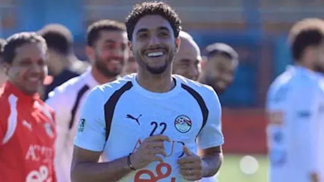 صفقة مزدوجة.. عمر مرموش على رادار توتنهام