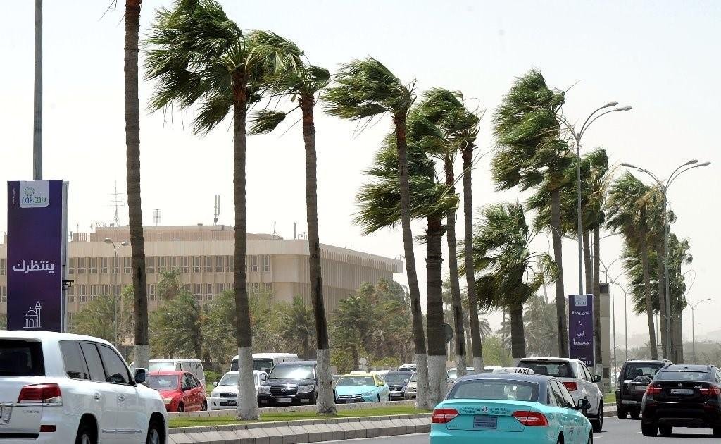 الأرصاد: رياح قوية يومي الجمعة والسبت وتحذير من الأنشطة البحرية