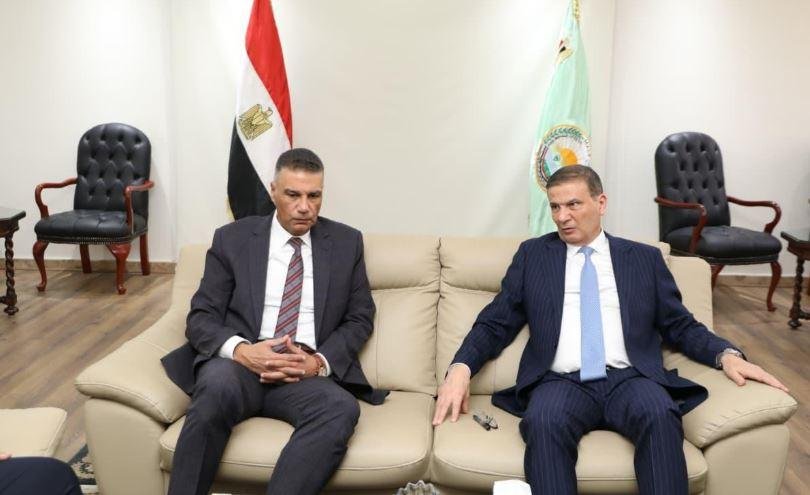 وزير الزراعة يبحث مع محافظ جنوب سيناء التوسع في زراعات النخيل والزيتون وتطوير المزارع الإرشادية