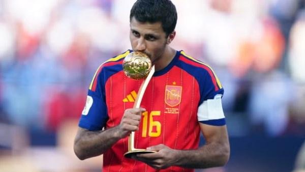 برشلونة يحسم صفقة ضم رودري من مانشستر سيتي مقابل 75 مليون يورو
