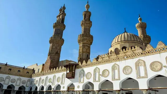 نقل شعائر صلاة الجمعة غدا من الجامع الأزهر
