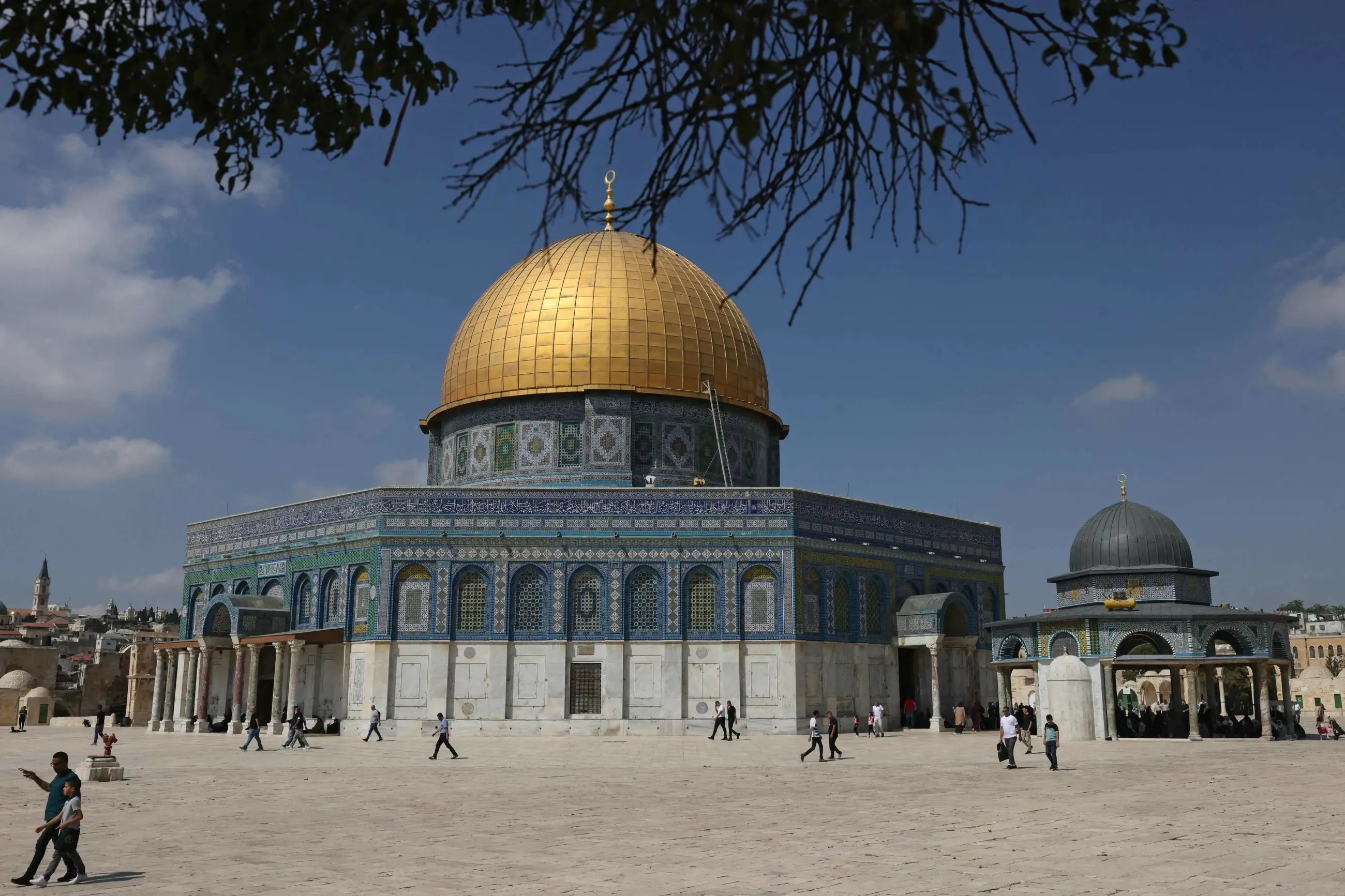 UAE, Arab and Muslim nations condemn Israeli actions at Al Aqsa Mosque