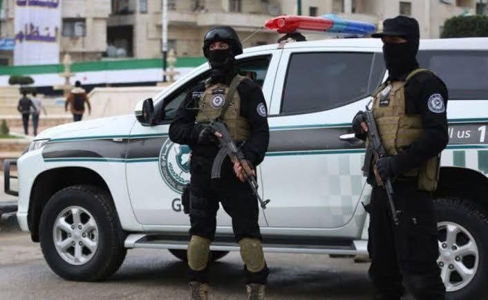 قتلى وجرحى في انفجار عبوة ناسفة داخل حافلة بريف دمشق