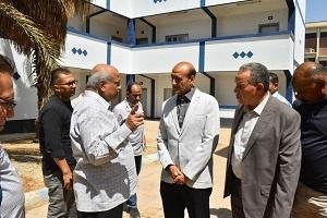 محافظ أسيوط: 360 طالبًا تقدموا للمدارس المصرية الإيطالية للتكنولوجيا التطبيقية والاختيار وفق الاختبارات