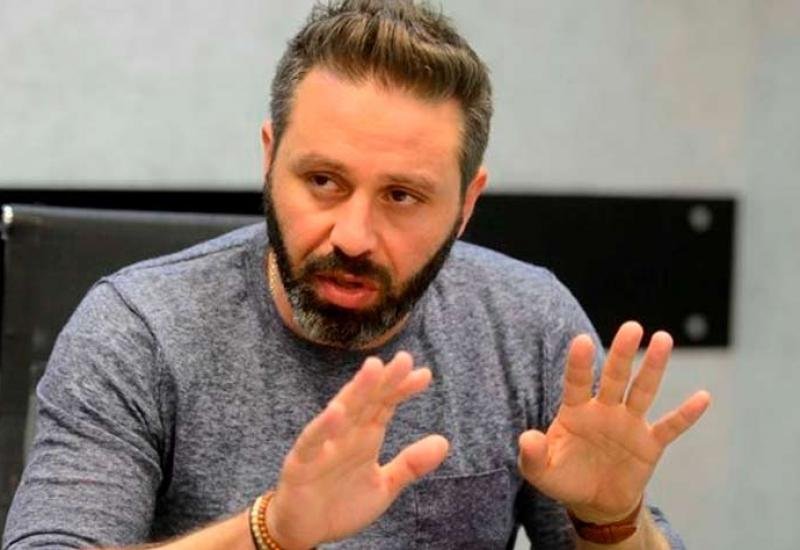 «مش هتاخد منه كورة».. حازم إمام يطالب الزمالك ببيع بيزيرا