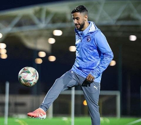 بيراميدز يكشف تفاصيل إصابة ناصر ماهر ومدة غيابه