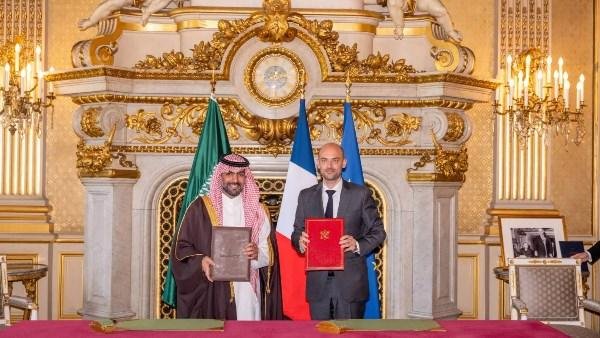 الرياض تُعلن إنشاء مركز ثقافي سعودي في باريس