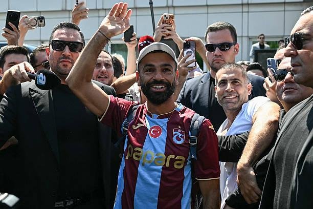 حفيظ دراجي: الاستقبال الحاشد لصلاح يعكس مكانته الكبيرة في تركيا وخارجها