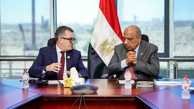 الكهرباء والتخطيط تبحثان توفير تمويلات مبتكرة لمشروعات الطاقة
