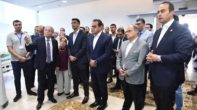 وزير الصحة يفتتح مصنع "إيبيكو 3" بحضور وزير الصناعة ويتفقد خطوط الإنتاج والتعبئة