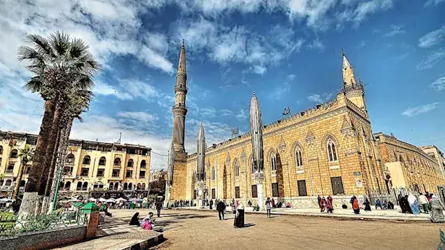 بث مباشر.. شعائر صلاة الجمعة من مسجد سيدنا الحسين بالقاهرة