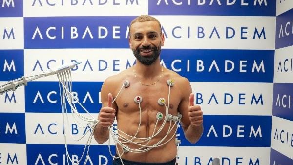 محمد صلاح يجتاز الفحص الطبي في تركيا تمهيدًا لإعلان انتقاله إلى طرابزون سبور