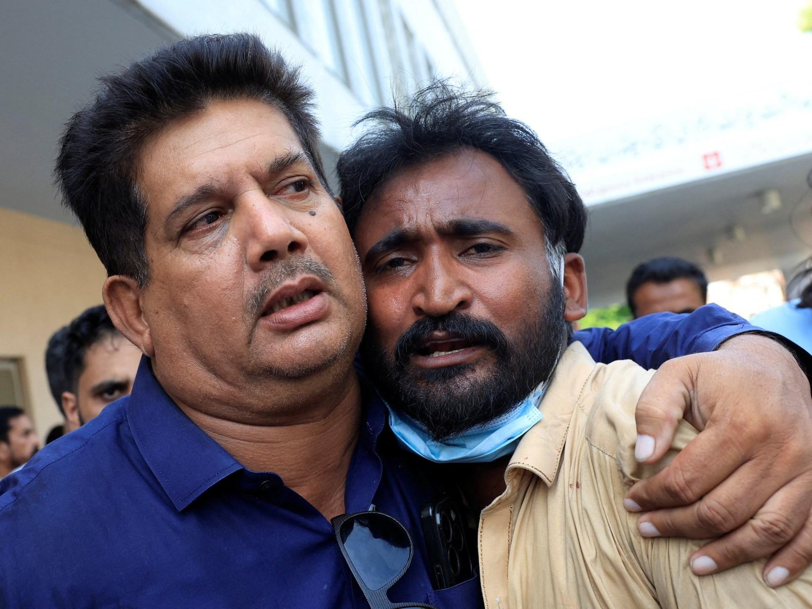 At least 14 newborn babies killed in Pakistan hospital nursery fire