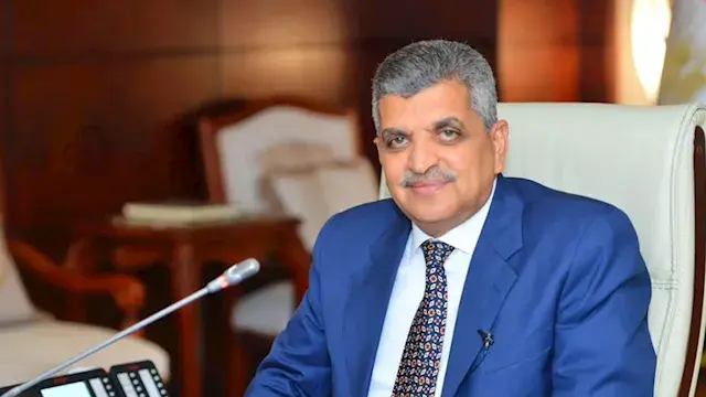 أسامة ربيع: تطوير القطاع الجنوبي رفع كفاءة الملاحة 28% وقلل زمن العبور