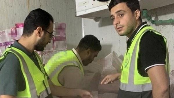 ضبط نصف طن آيس كريم مجهول المصدر.. وهذه عقوبة الجريمة بالقانون