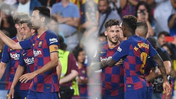الهلال يوافق على رحيل النجم البرتغالي إلى برشلونة