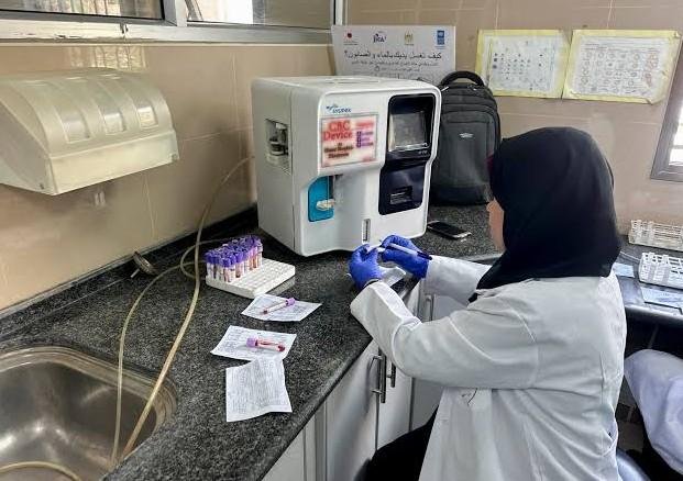 صحة غزة: الخدمات التشخيصية والمخبرية في القطاع تراجعت إلى أقل من نصف معدلها الطبيعي