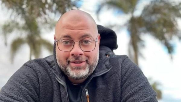 معتز التوني لـ صدى البلد : «خلي بالك من نفسك» تجربة كوميدية مختلفة.. ولم نحسم تقديم «اللعبة 6» حتى الآن  | حوار