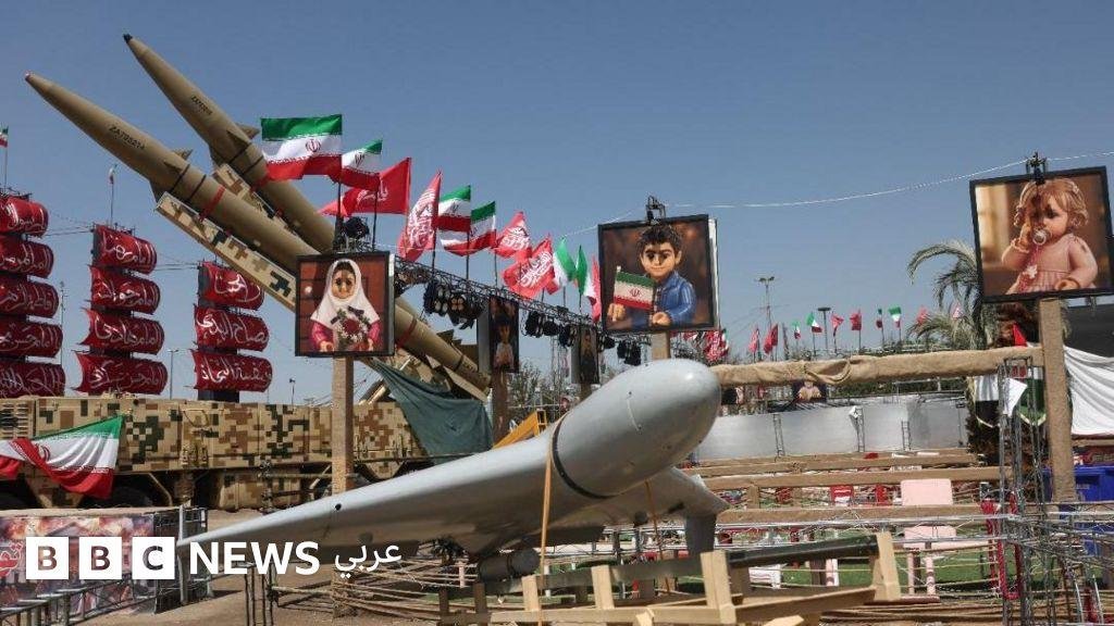 ترامب يهدد بضرب إيران "بقوة شديدة"، وواشنطن تحض رعاياها على الاستعداد لمغادرة دول بالشرق الأوسط