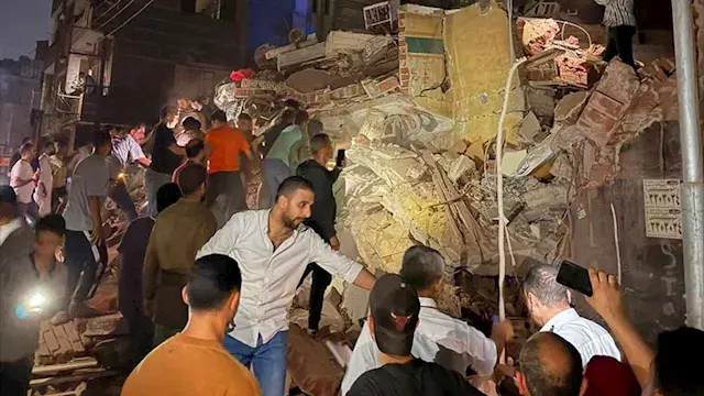بعد تداولها عبر مواقع التواصل.. حقيقة انهيار عقار بسبب زلزال اليوم