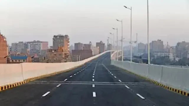 غلق محور كمال عامر لتنفيذ أعمال المونوريل.. خريطة التحويلات المرورية