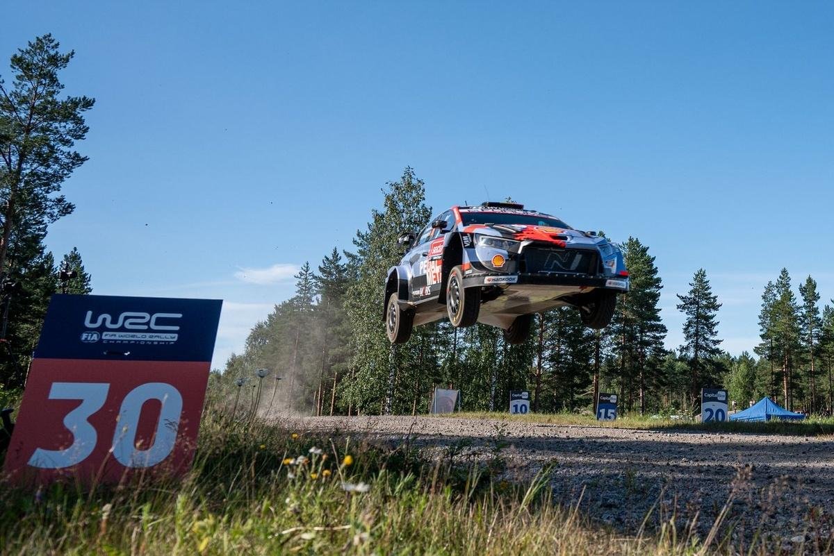 Thierry Neuville claims WRC Rally Finland was "too fast", his rivals disagree