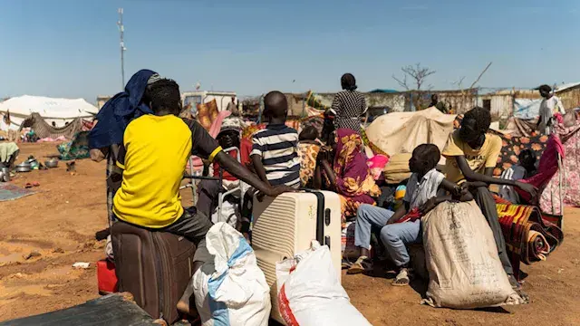 15 ألف أسرة نزحت.. تصاعد القتال في السودان وضغوط إنسانية متزايدة بالأبيض