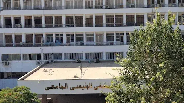 الأول في الشرق الأوسط.. رئيس جامعة أسيوط يفتتح نموذج محاكاة سحب البويضات