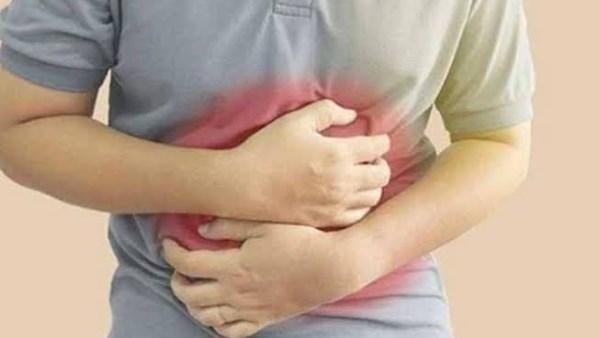 طرق طبيعية فعالة لعلاج عسر الهضم ومشاكل المعدة