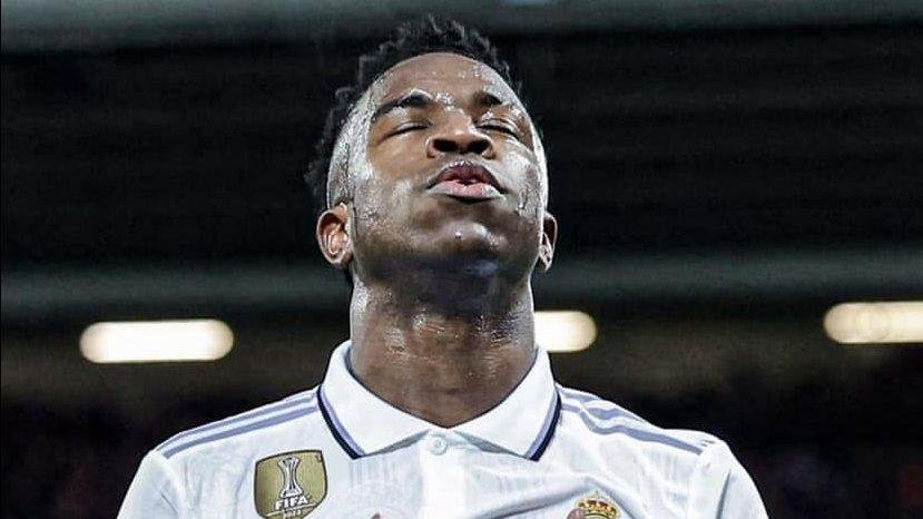 48 ساعة فاصلة.. ريال مدريد يواجه فينيسيوس بقرار نهائي وآرسنال يترقب الفرصة